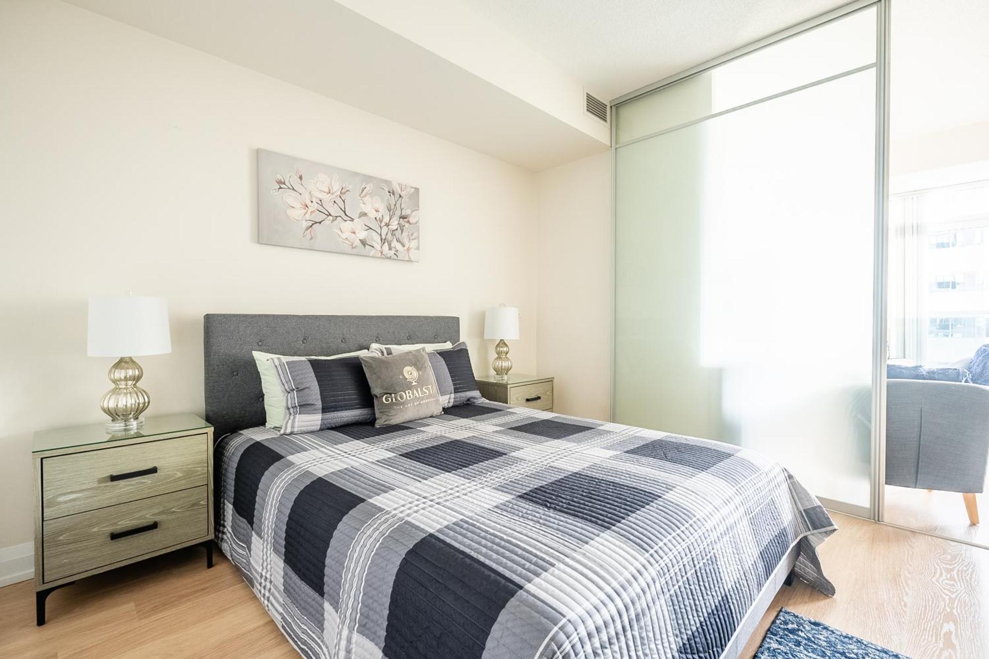 Globalstay Modern Apartments In North York Skyscraper 토론토 외부 사진