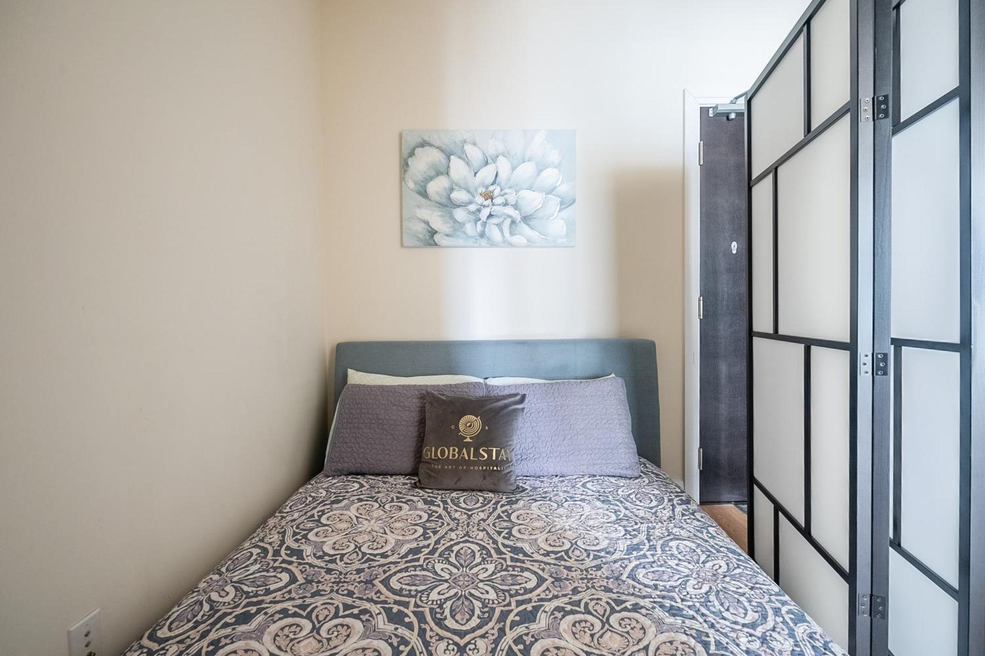 Globalstay Modern Apartments In North York Skyscraper 토론토 외부 사진