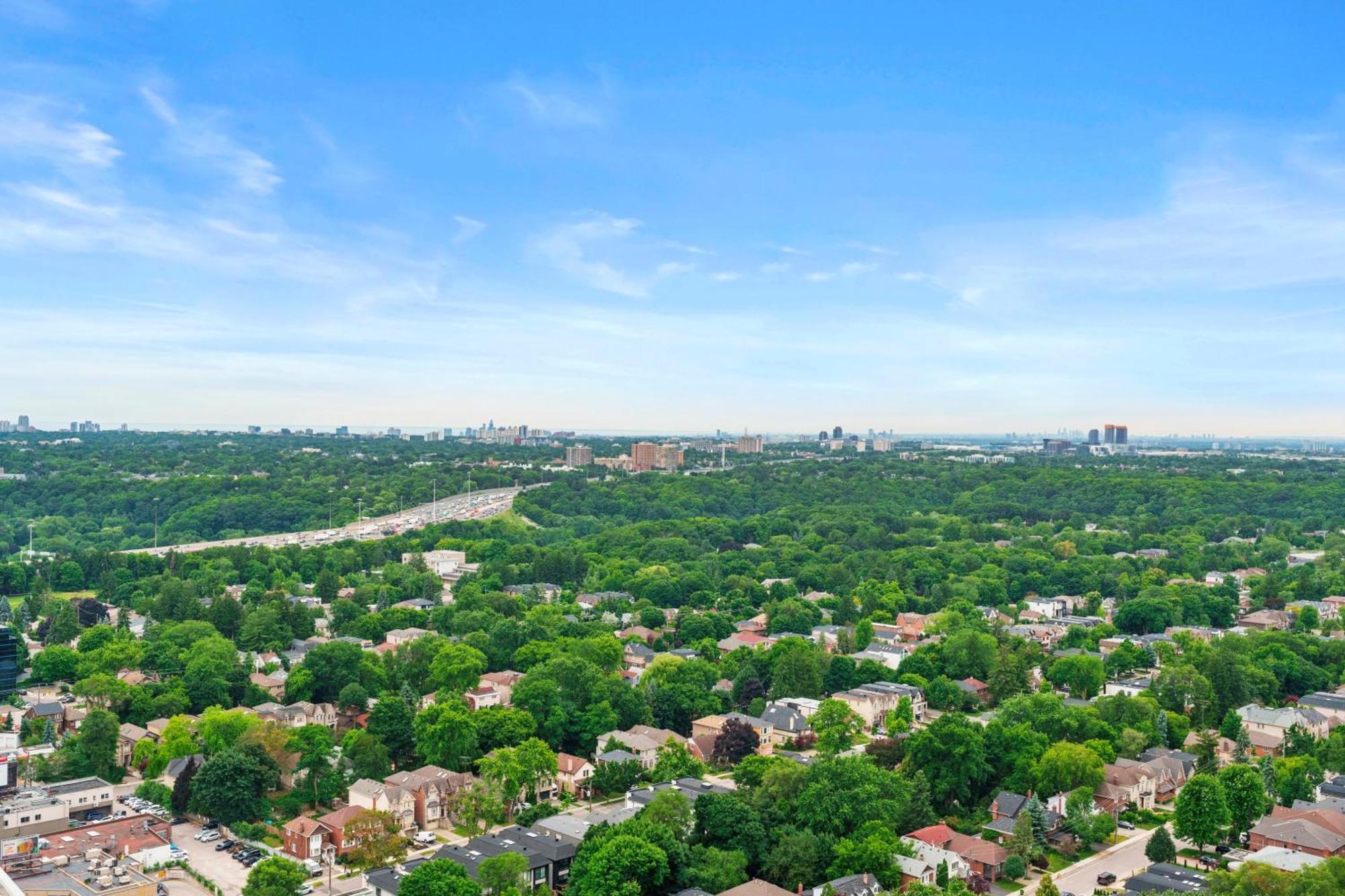 Globalstay Modern Apartments In North York Skyscraper 토론토 외부 사진