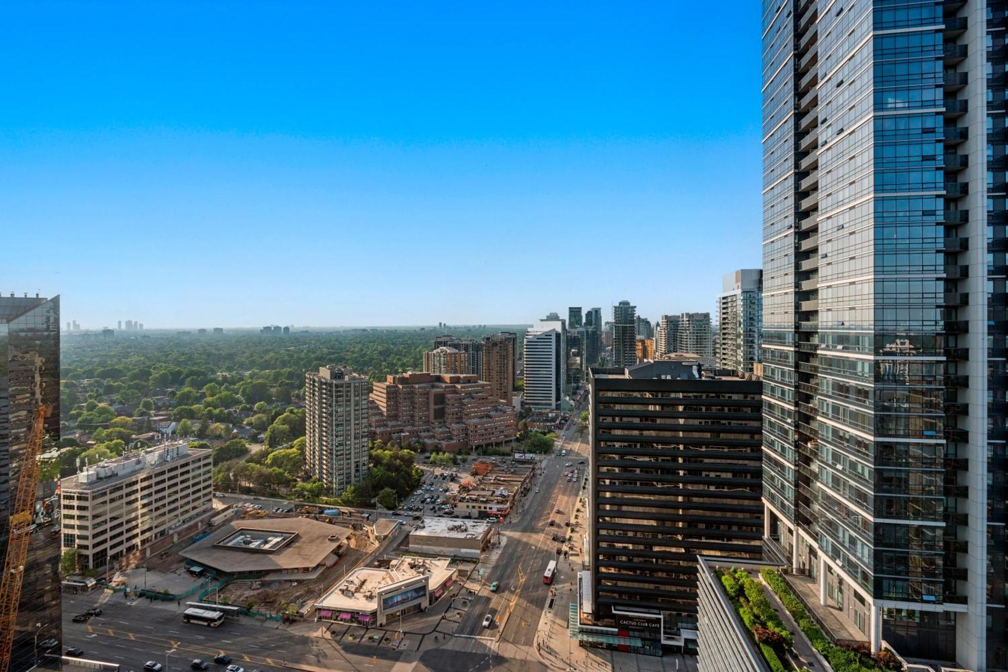 Globalstay Modern Apartments In North York Skyscraper 토론토 외부 사진