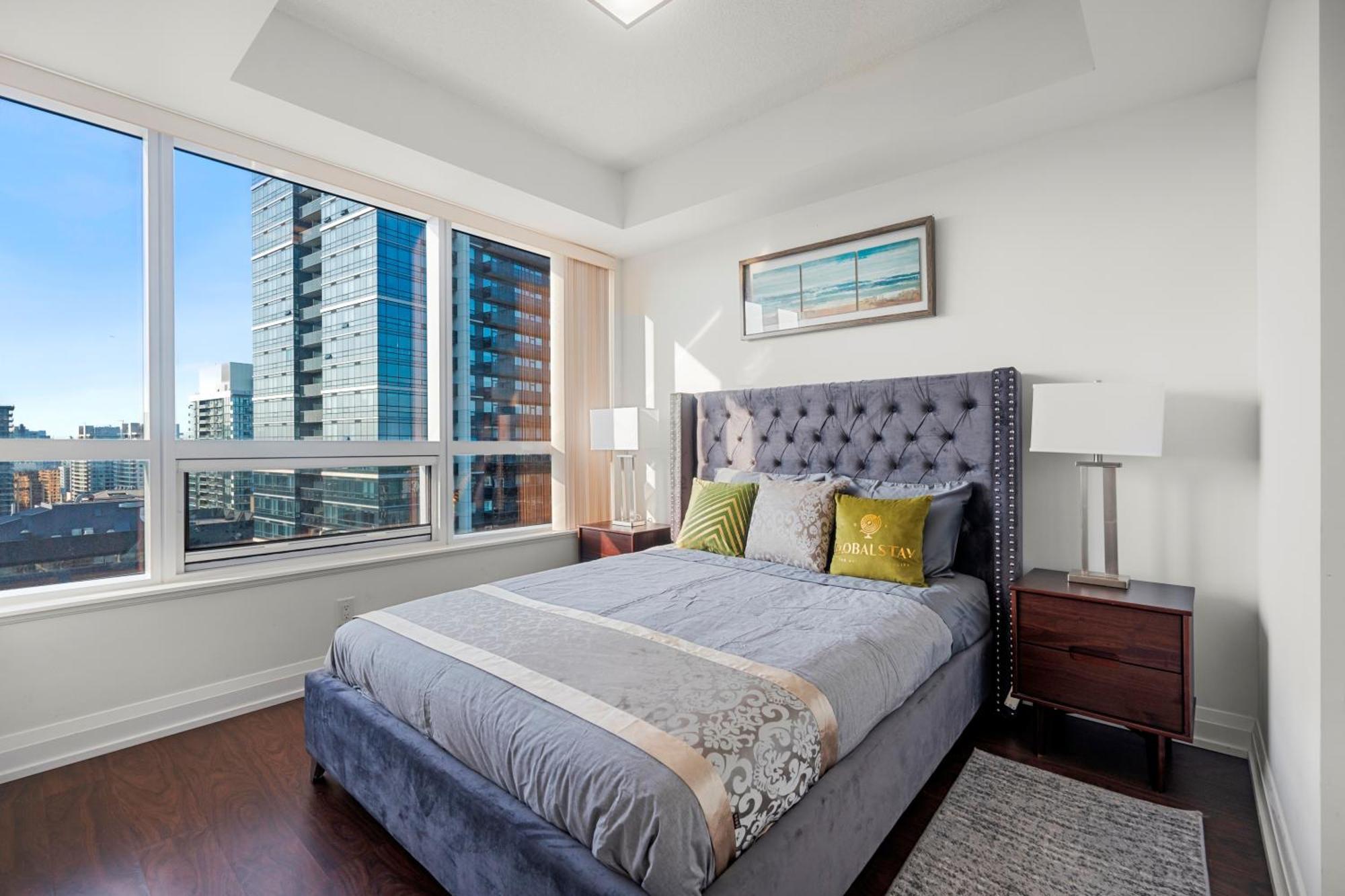 Globalstay Modern Apartments In North York Skyscraper 토론토 외부 사진
